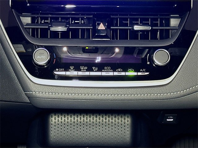 New 2025 Toyota Corolla SE image 27