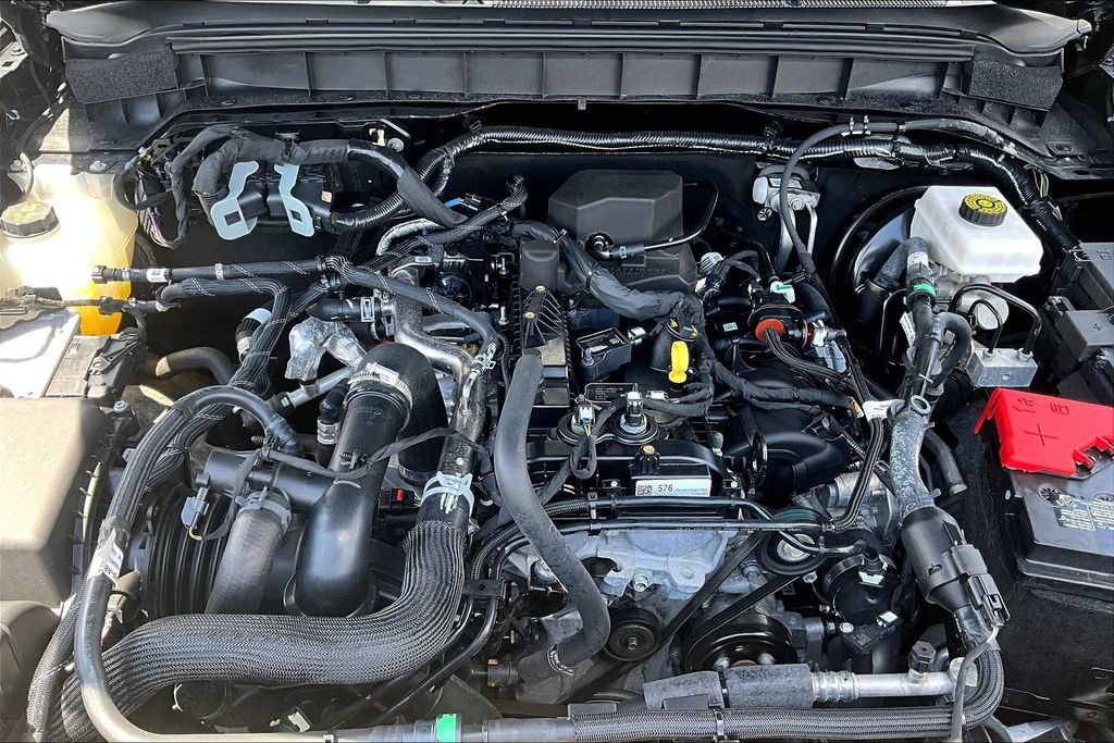 Used 2024 Ford Bronco Black Diamond AWD/4WD image 10