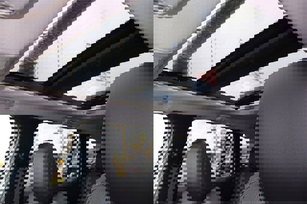 Used 2025 MAZDA CX-50 AWD 2.5 Hybrid w/ Cargo Package image 8