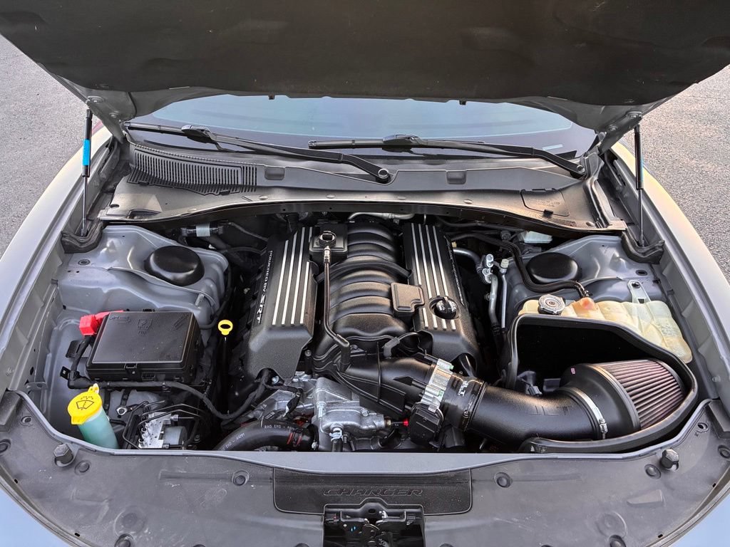 Used 2018 Dodge Charger R/T Scat Pack RWD image 9
