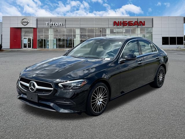 Used 2025 Mercedes-Benz C 300 Sedan image 3