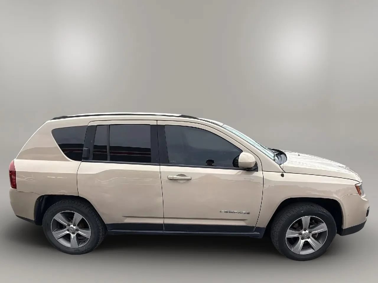 Used 2016 Jeep Compass High Altitude AWD/4WD image 4