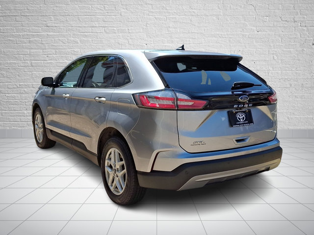 Used 2022 Ford Edge SEL w/ Convenience Package AWD/4WD image 4