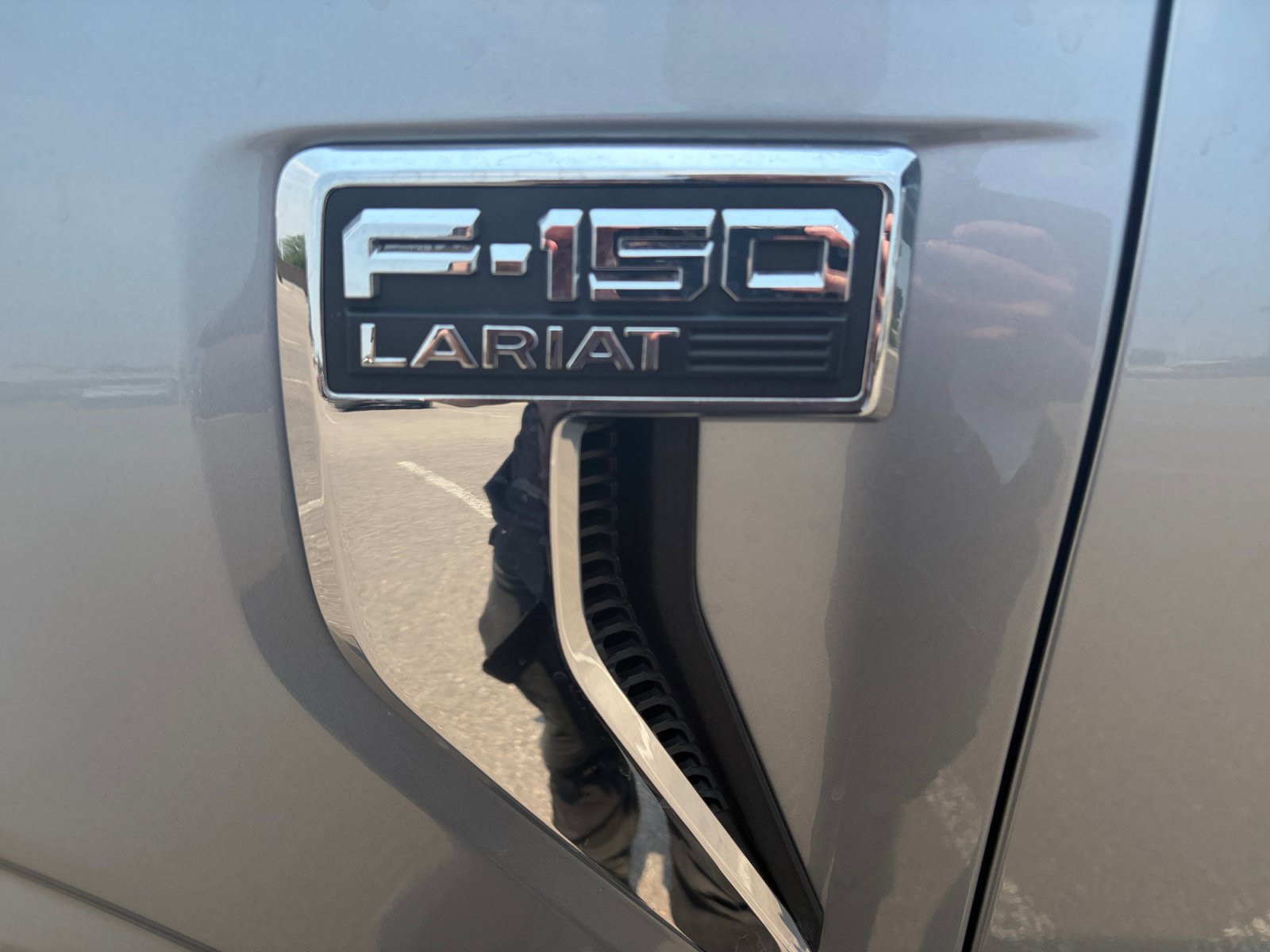 Used 2025 Ford F150 Lariat AWD/4WD image 29