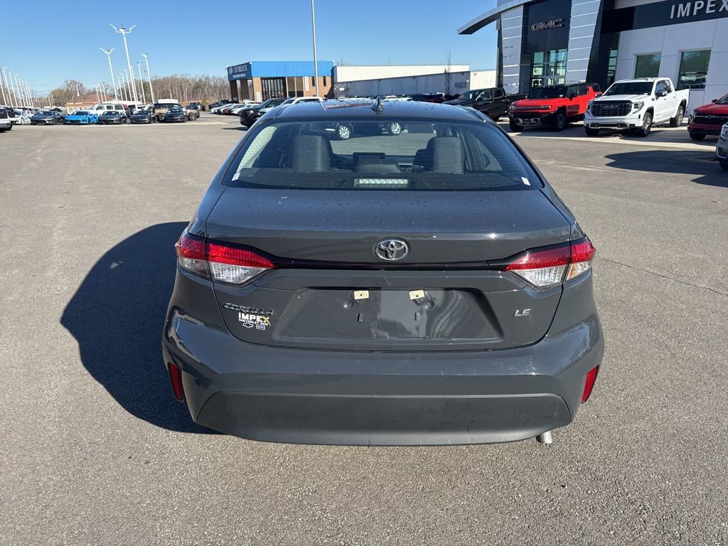 Used 2025 Toyota Corolla LE image 4