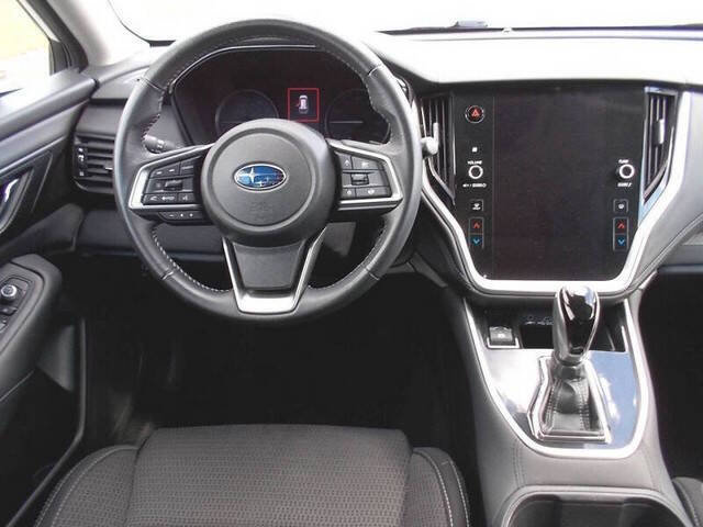 Used 2024 Subaru Outback Premium AWD/4WD image 10