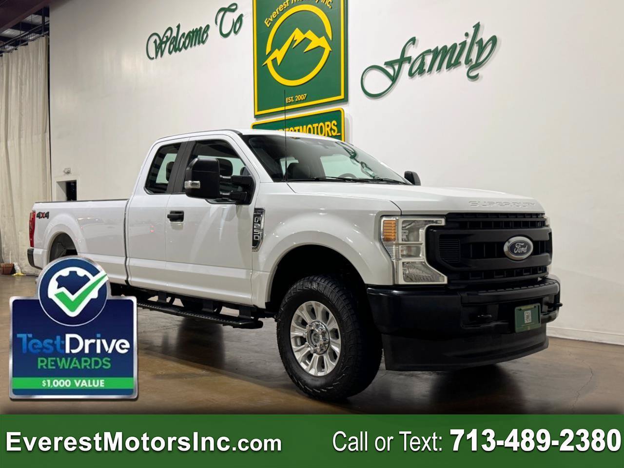 Used 2022 Ford F250 XL w/ Power Equipment Group AWD/4WD image 1