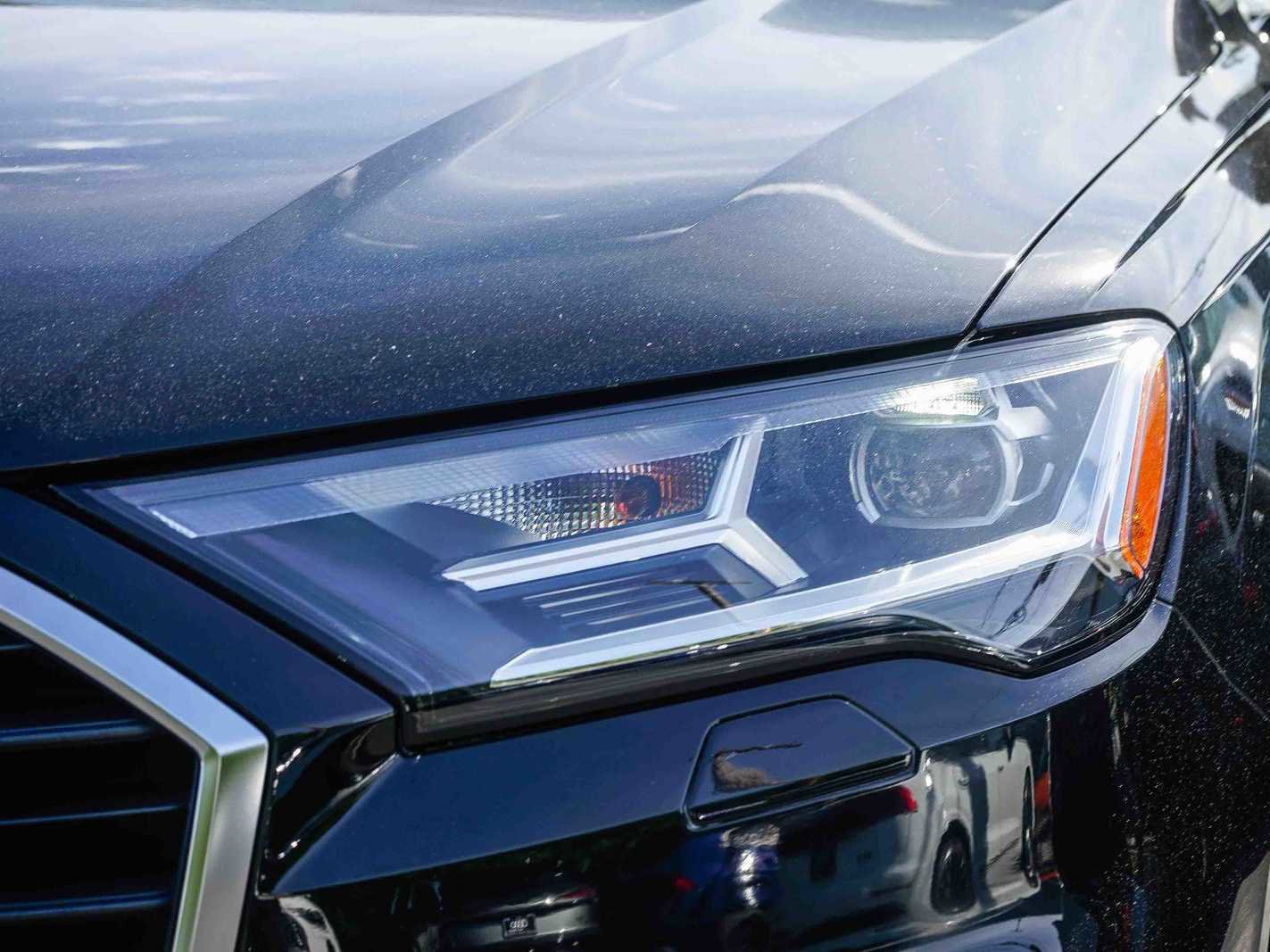 Used 2022 Audi Q7 Premium Plus w/ Premium Plus Package image 7