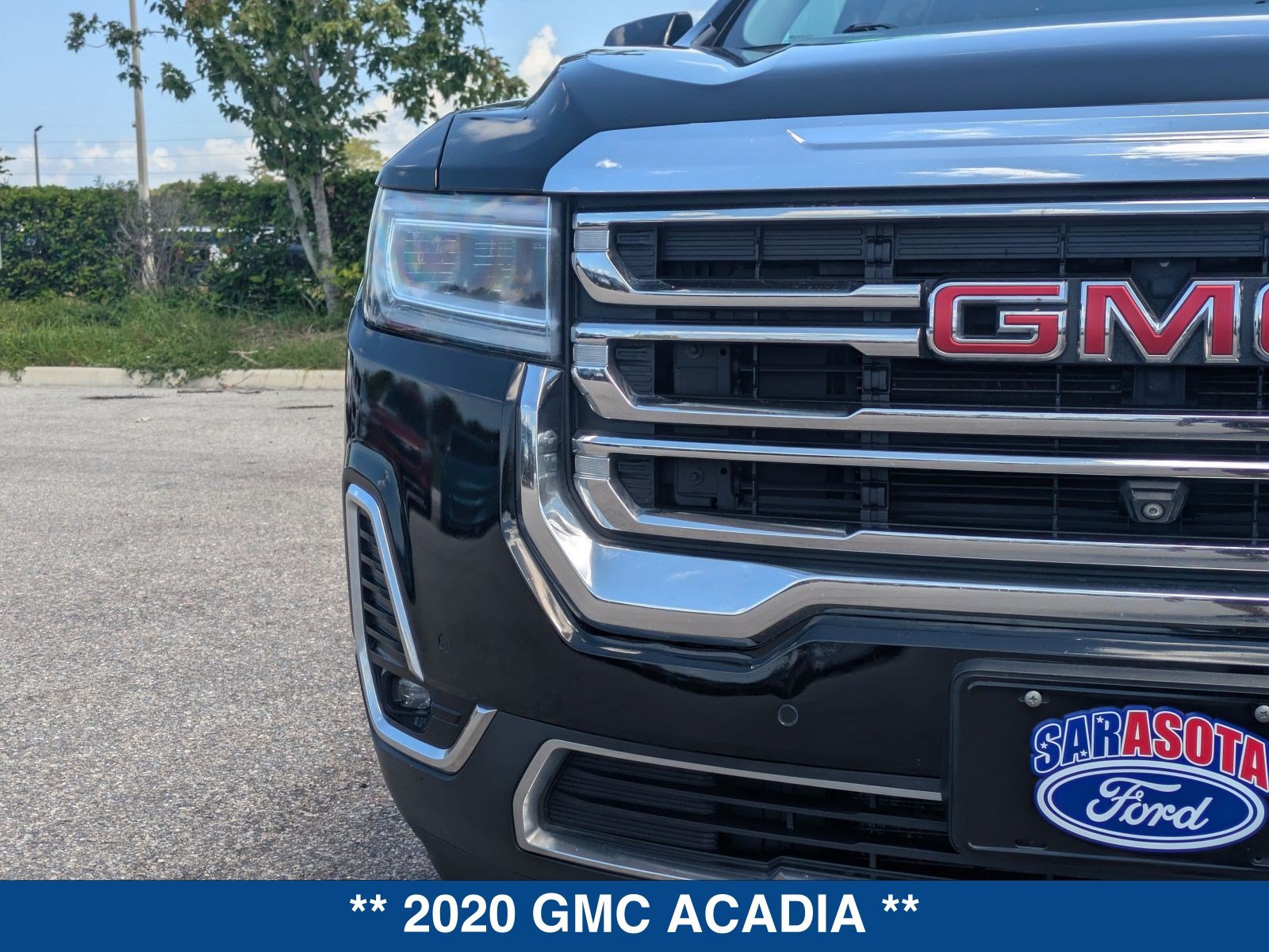 Used 2020 GMC Acadia SLT w/ Driver Alert Package II FWD image 10