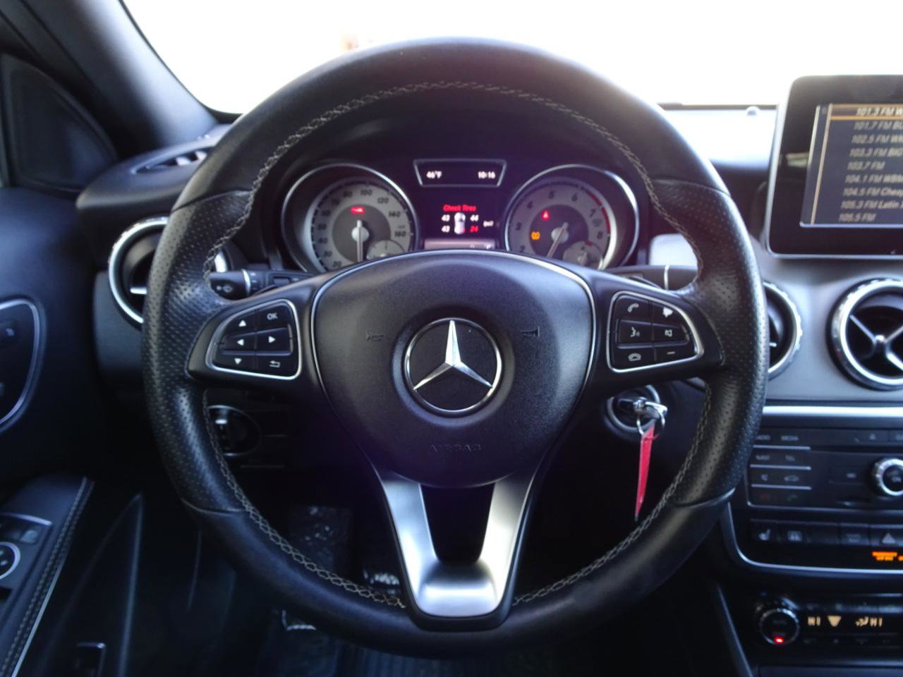 Used 2017 Mercedes-Benz GLA 250 4MATIC image 18