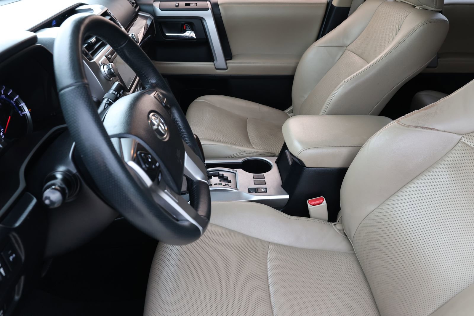 Used 2019 Toyota 4Runner Limited AWD/4WD image 14