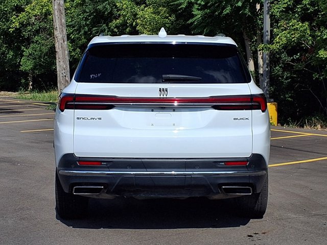 Used 2025 Buick Enclave Preferred FWD image 24