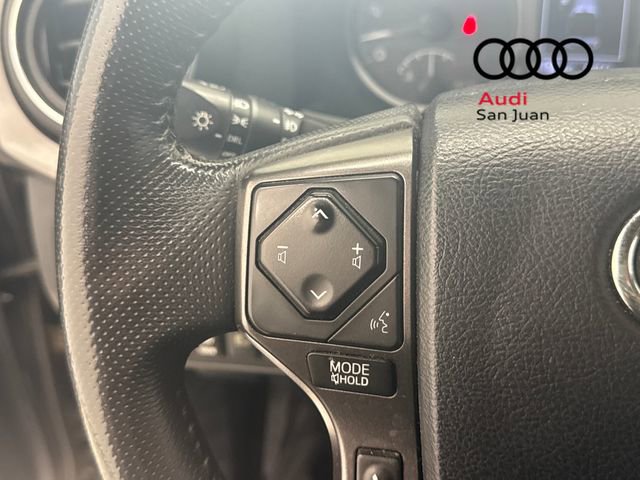 Used 2018 Toyota Tacoma TRD Off-Road w/ Technology Package AWD/4WD image 24