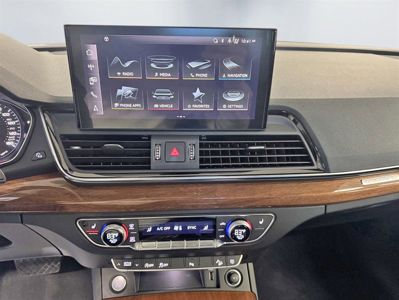 Used 2021 Audi Q5 2.0T Premium w/ Convenience Package image 16