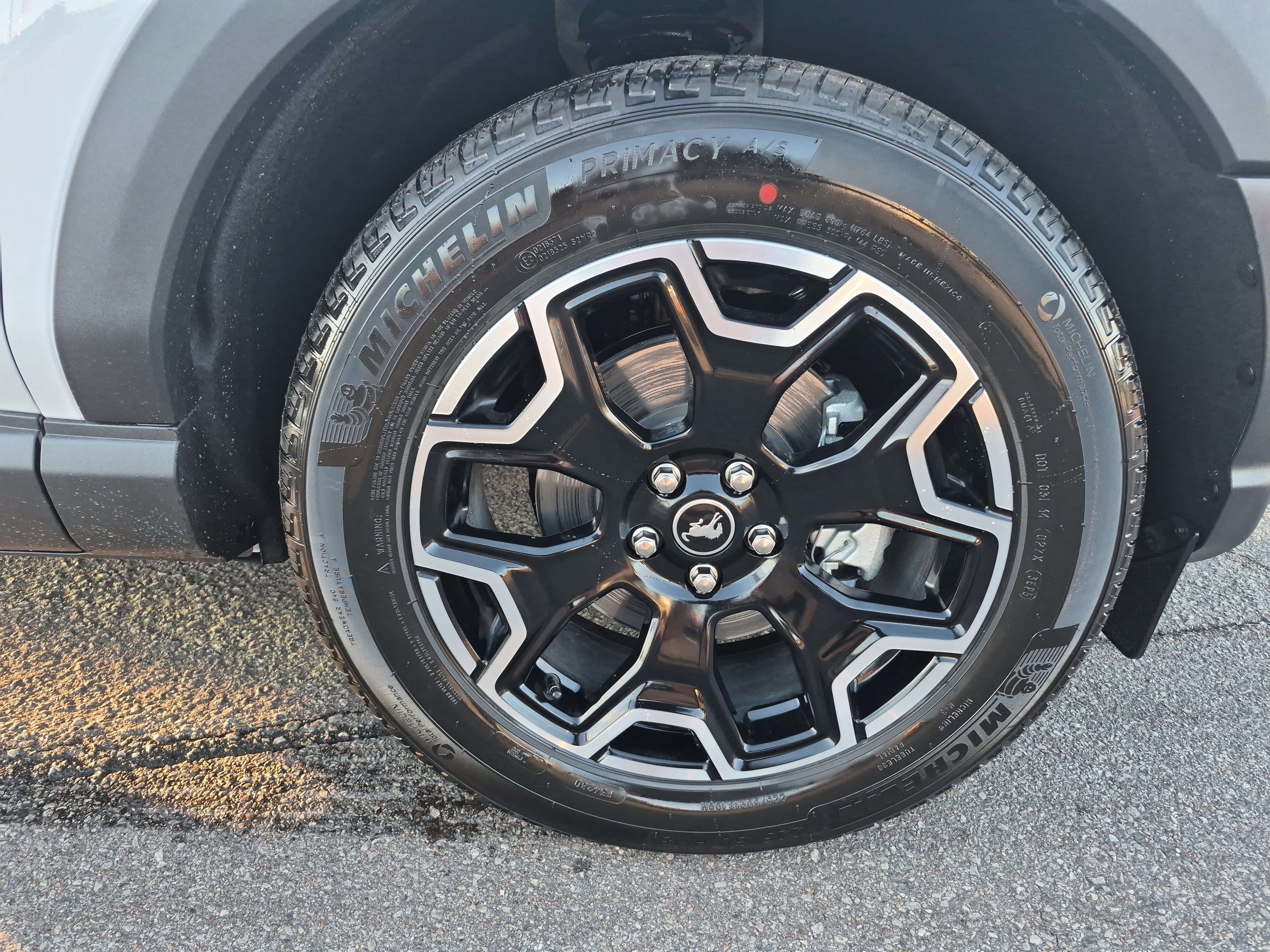 New 2025 Ford Bronco Sport Outer Banks w/ Outer Banks Tech Package+ image 8