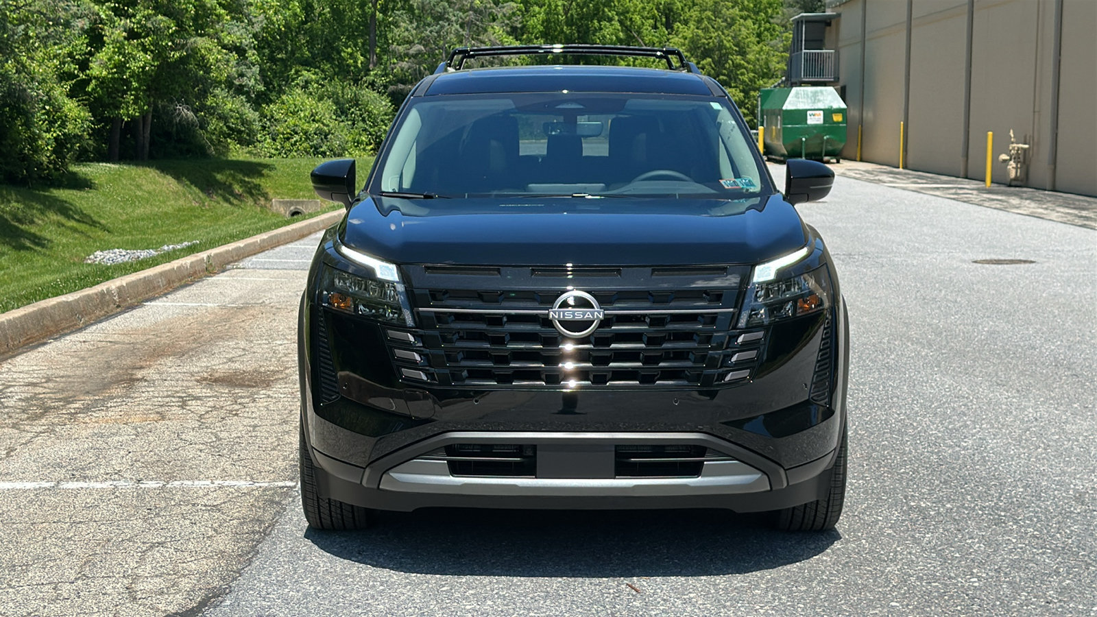 New 2026 Nissan Pathfinder SL AWD/4WD image 3
