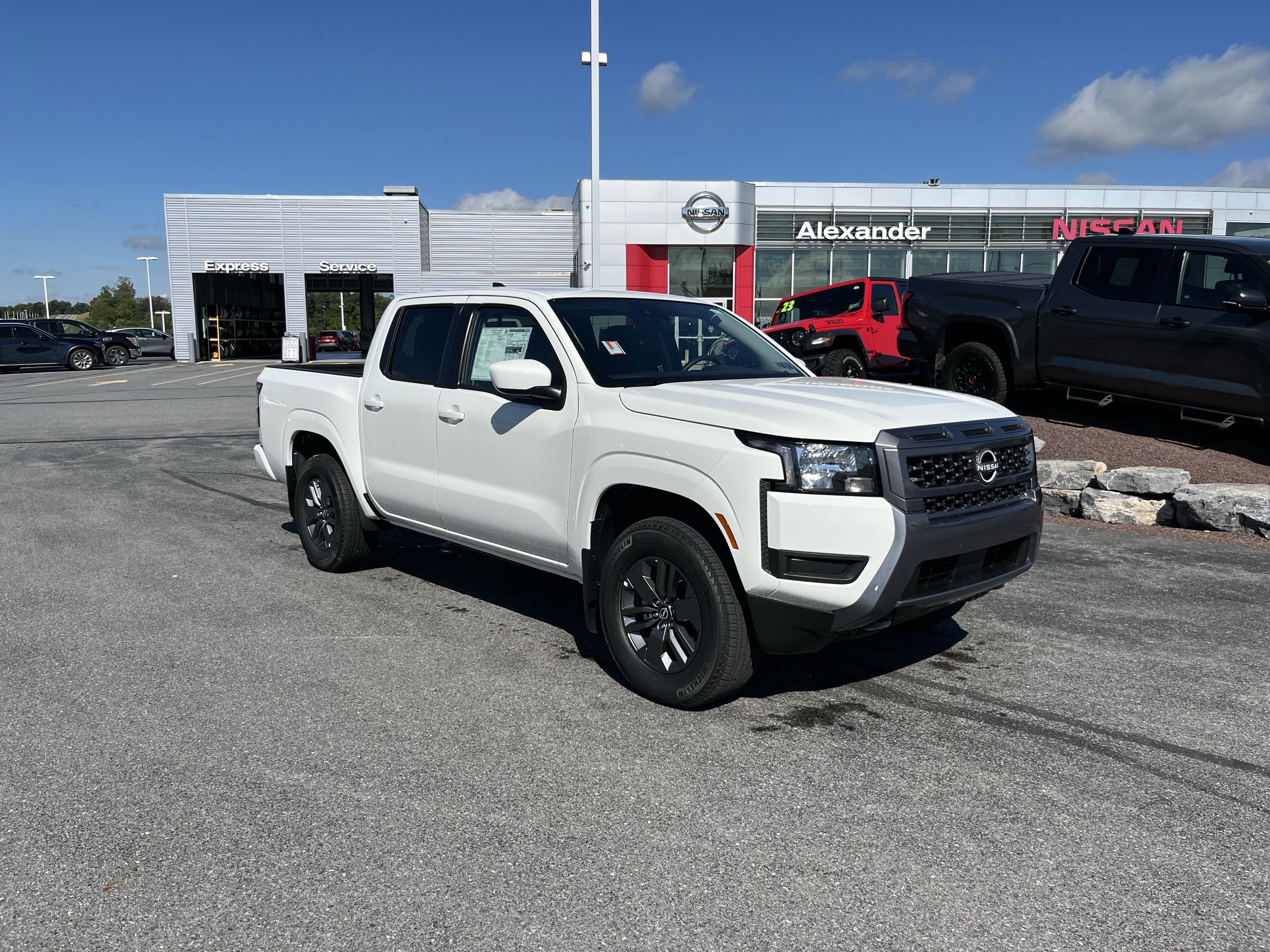 New 2025 Nissan Frontier SV