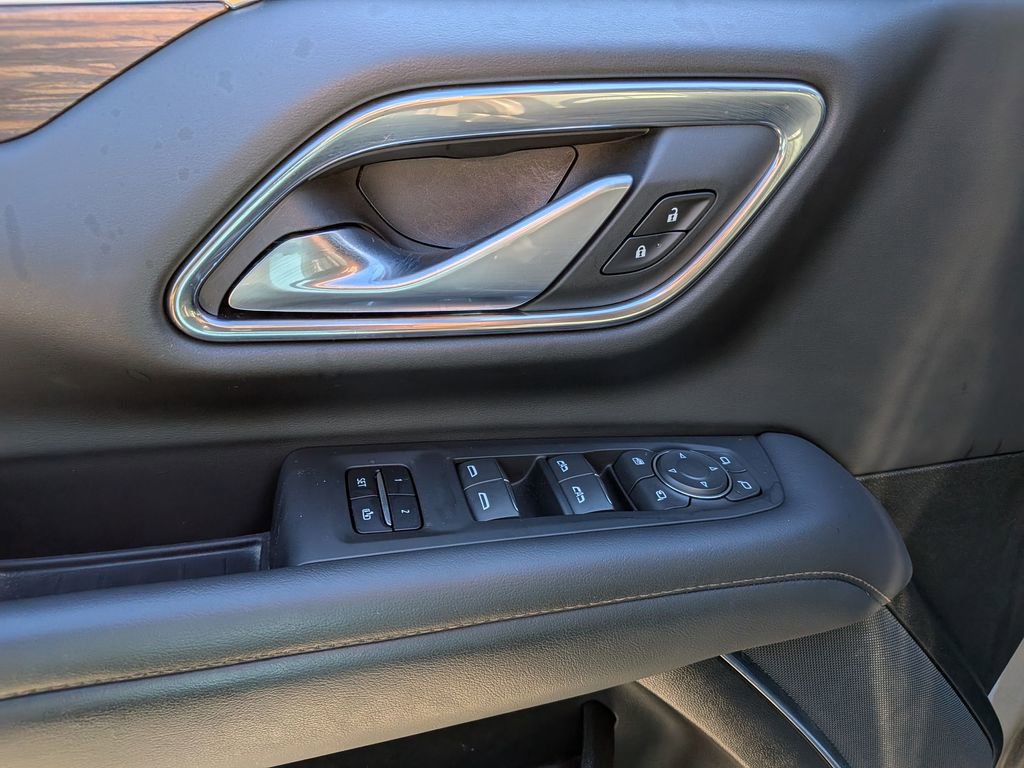 Used 2022 Chevrolet Suburban High Country w/ Premium Package 2 image 13