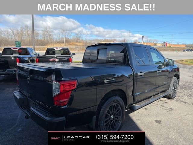 Used 2019 Nissan Titan SV w/ SV Convenience Package image 6