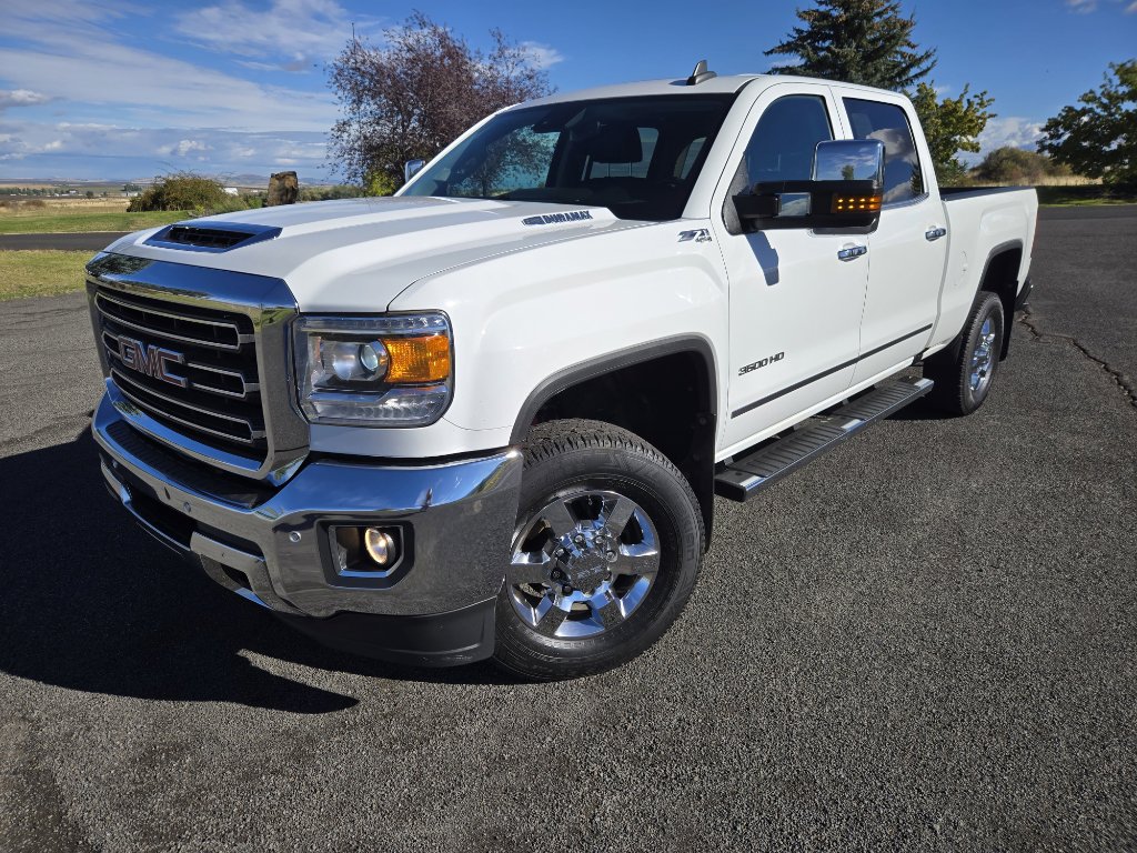 Used 2019 GMC Sierra 3500 SLT image 1