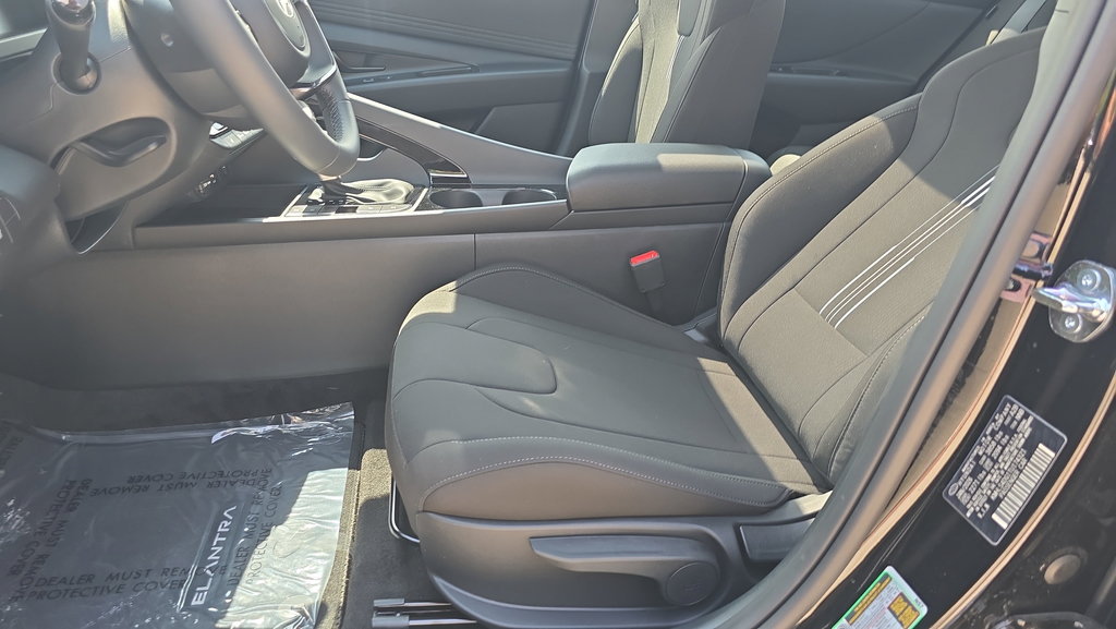 New 2026 Hyundai Elantra SEL Sport Premium FWD image 14