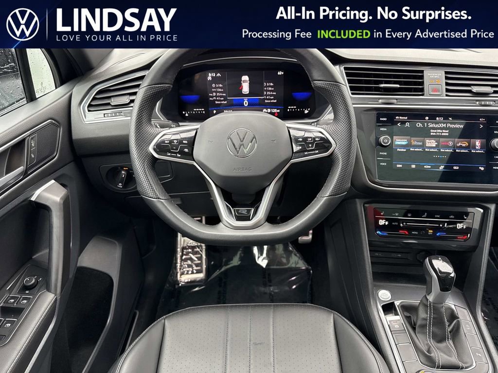 Used 2023 Volkswagen Tiguan SE R-Line AWD/4WD image 12