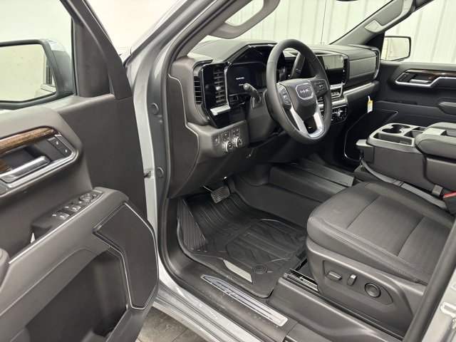 New 2026 GMC Sierra 1500 SLE w/ Preferred Package image 11