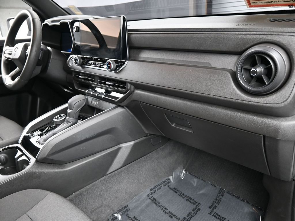 Used 2024 Chevrolet Colorado Trail Boss image 42