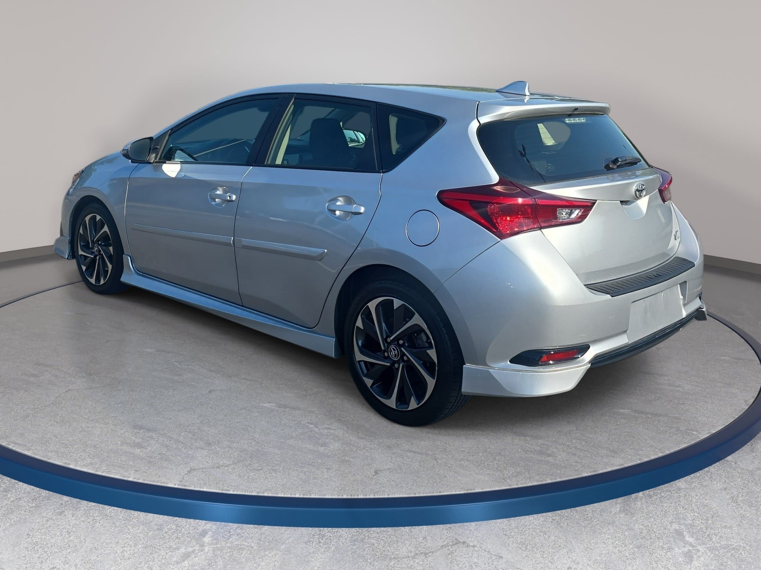 Used 2017 Toyota Corolla iM w/ Carpet Mat Package FWD image 7