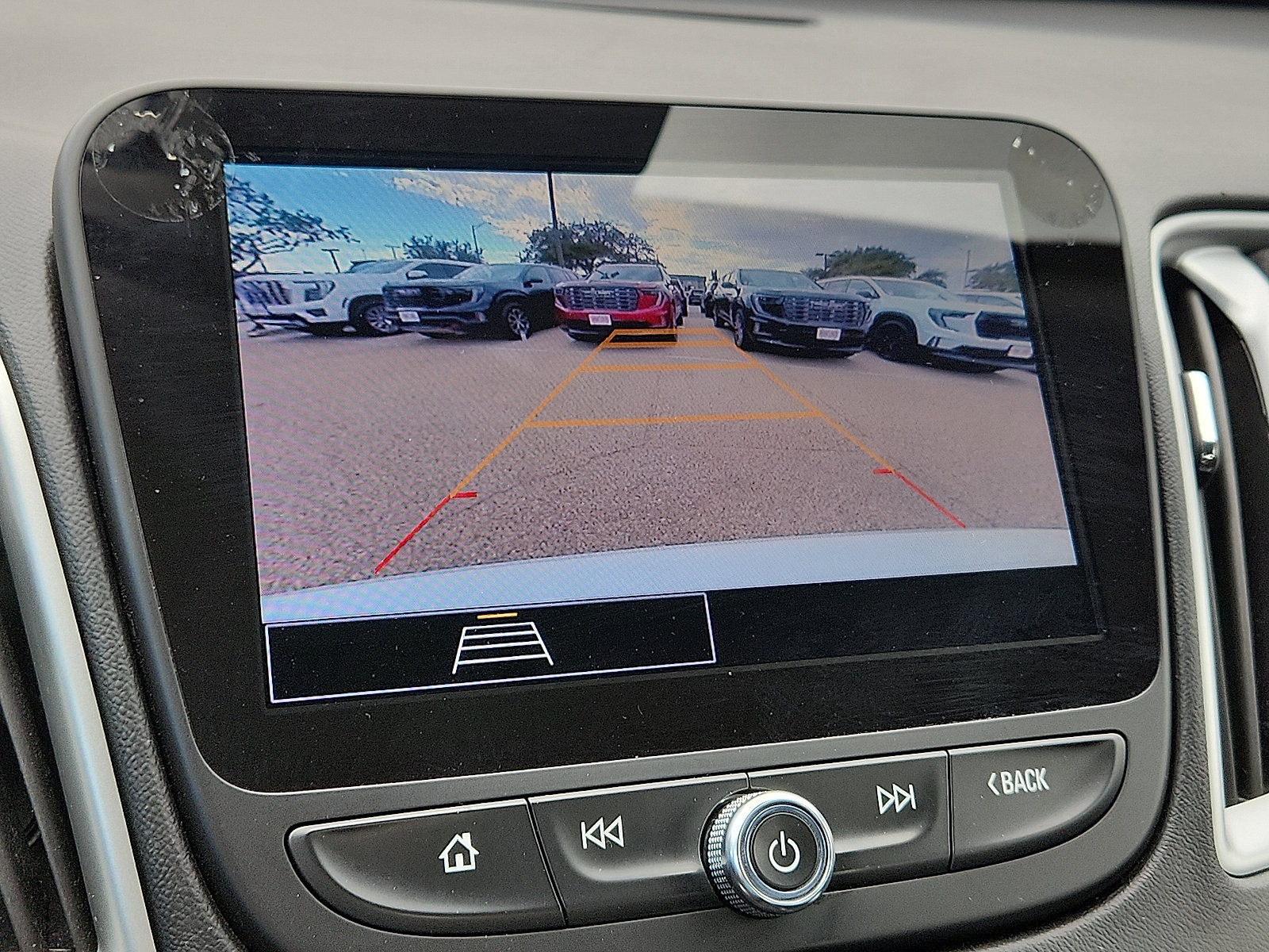 Used 2024 Chevrolet Malibu LT FWD image 19