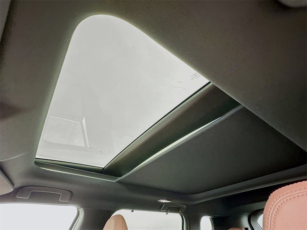 New 2025 Mitsubishi Outlander SEL image 23