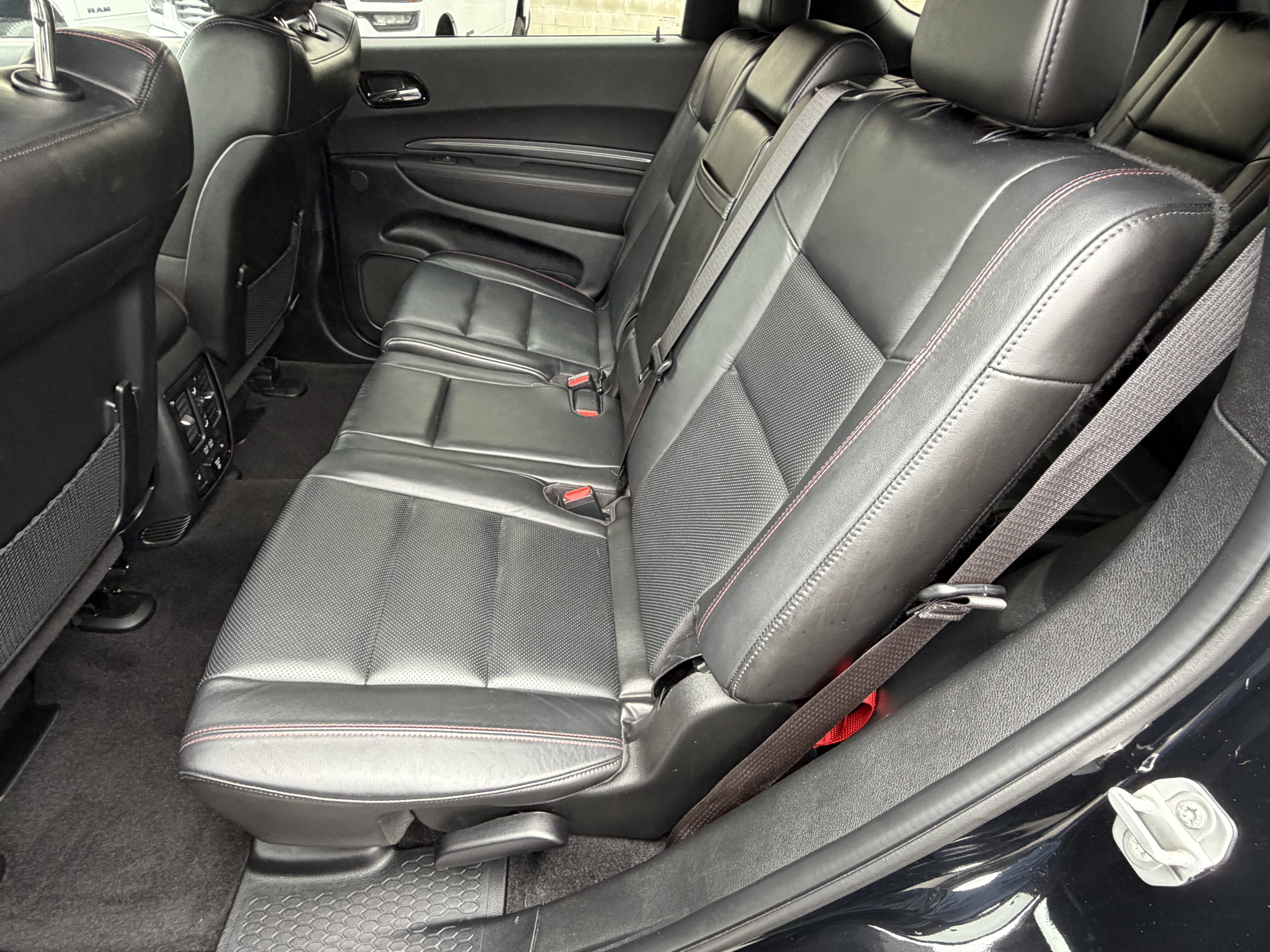 Certified 2022 Dodge Durango R/T AWD/4WD image 37