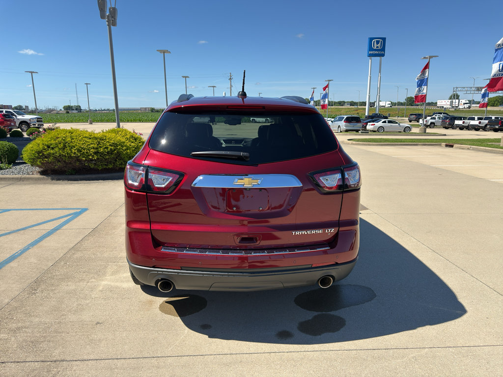 Used 2016 Chevrolet Traverse LTZ FWD image 6