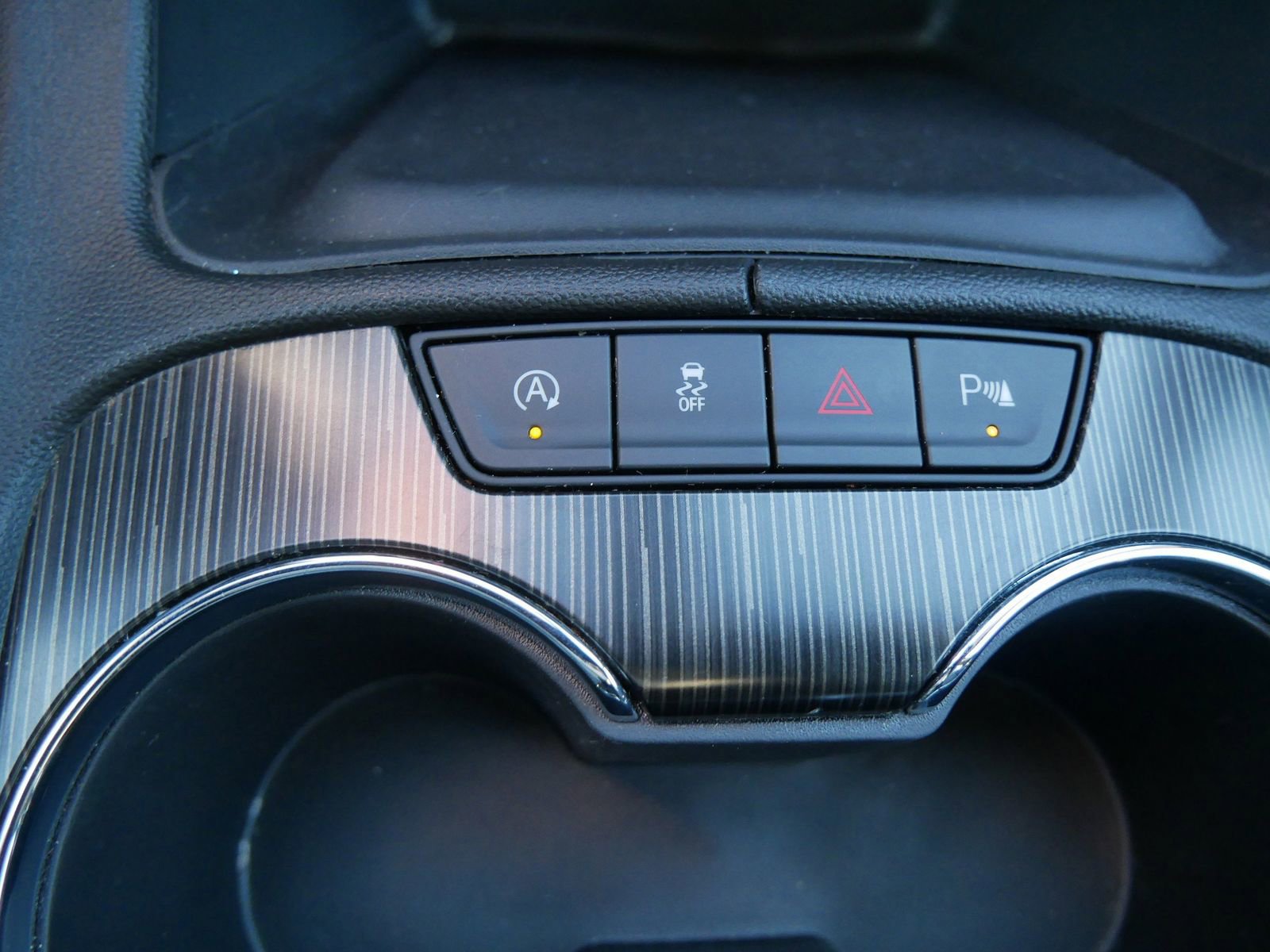 Used 2023 GMC Acadia SLT w/ Technology Package image 24