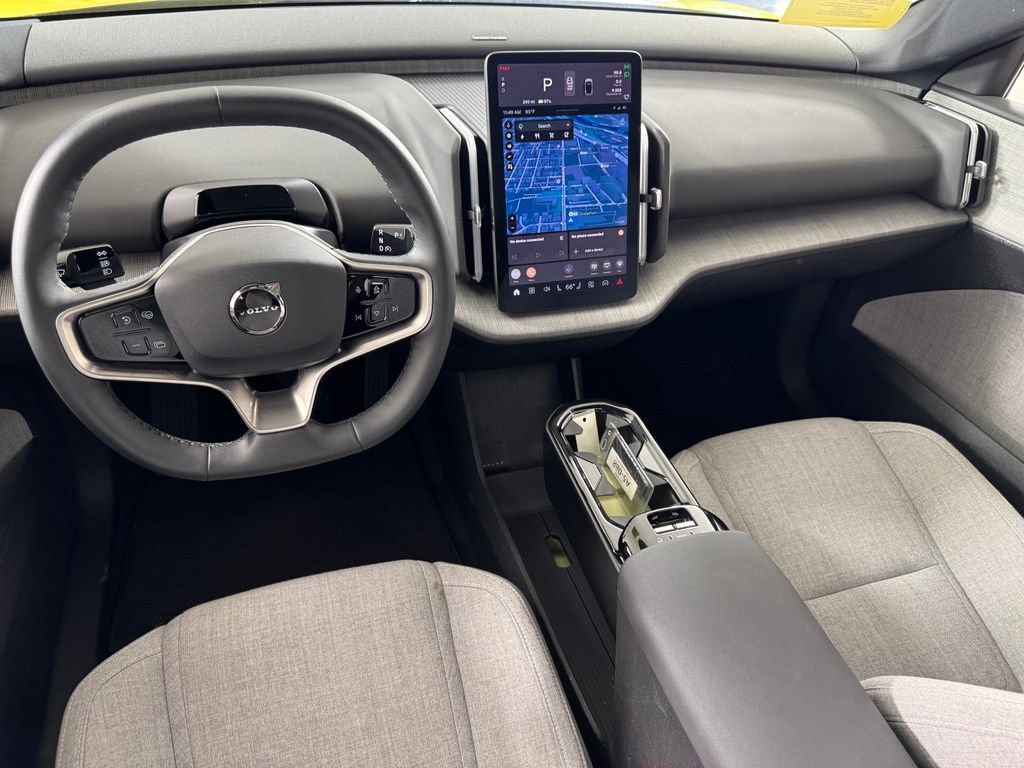 Certified 2025 Volvo EX30 Ultra AWD/4WD image 15