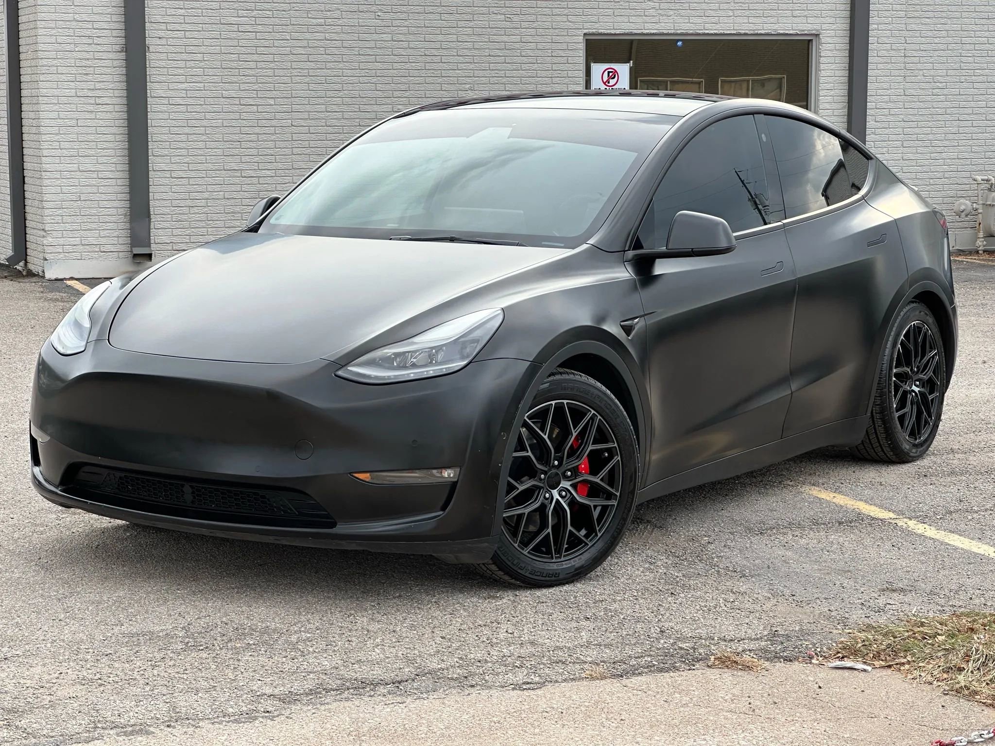 Used 2021 Tesla Model Y Performance image 2