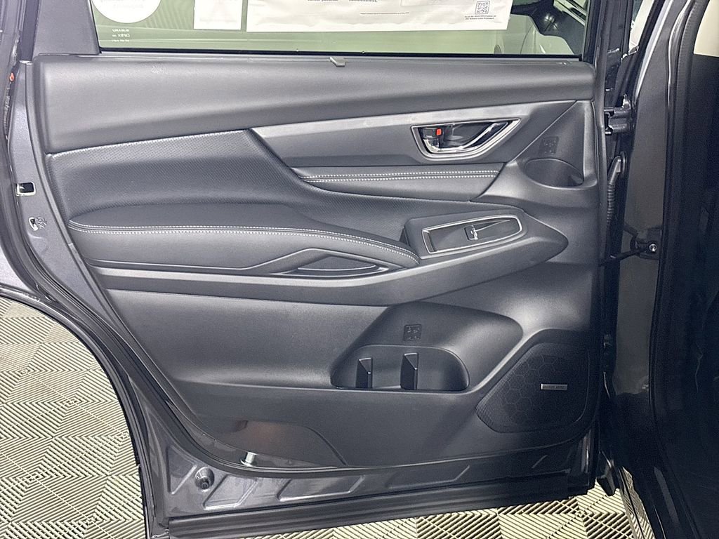 New 2025 Subaru Ascent Limited image 21