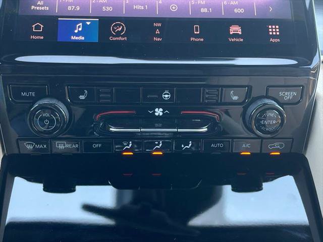 Certified 2025 Jeep Grand Cherokee Limited AWD/4WD image 35