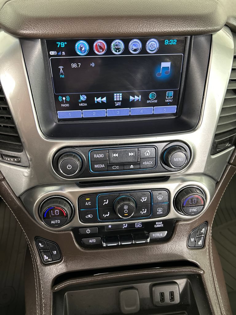 Used 2018 Chevrolet Tahoe Premier AWD/4WD image 14