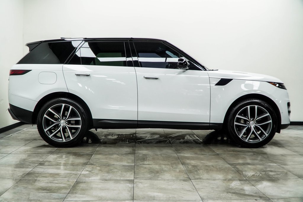 Used 2023 Land Rover Range Rover Sport SE AWD/4WD image 7