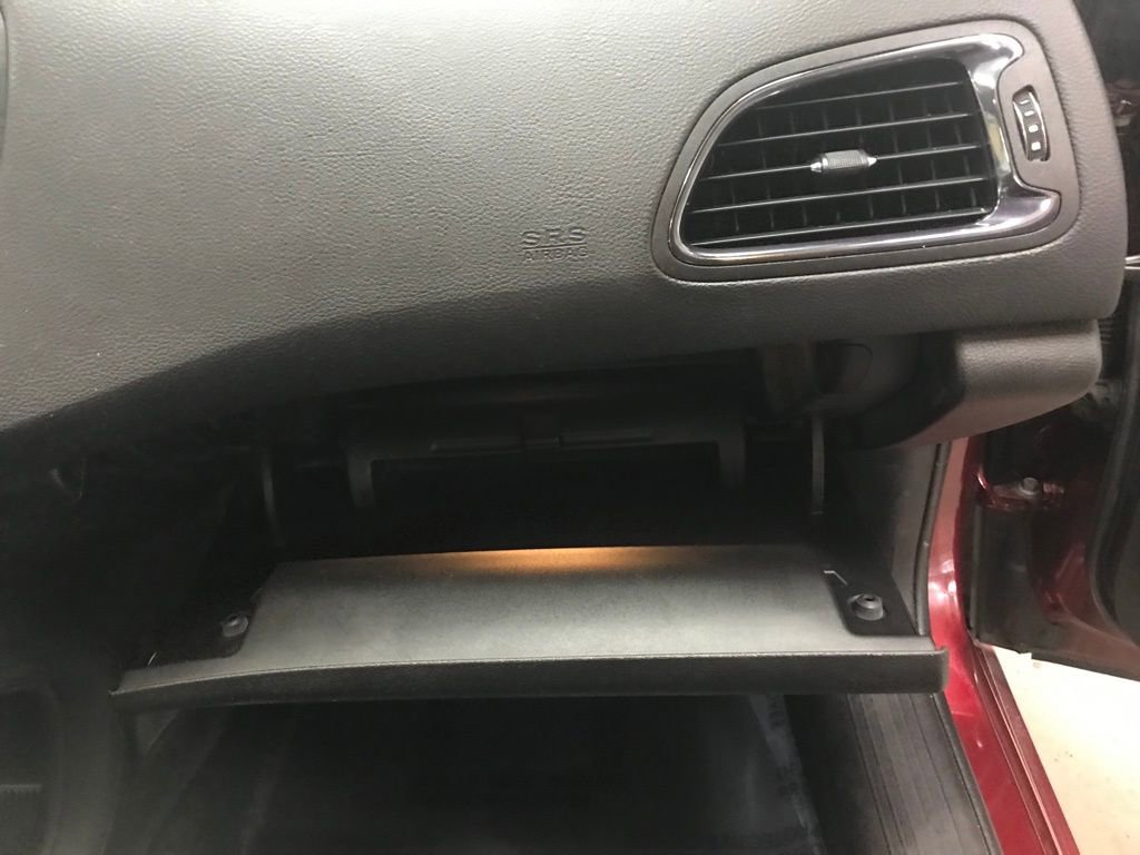 Used 2016 Chrysler 200 S w/ Navigation & Sound Group I image 32