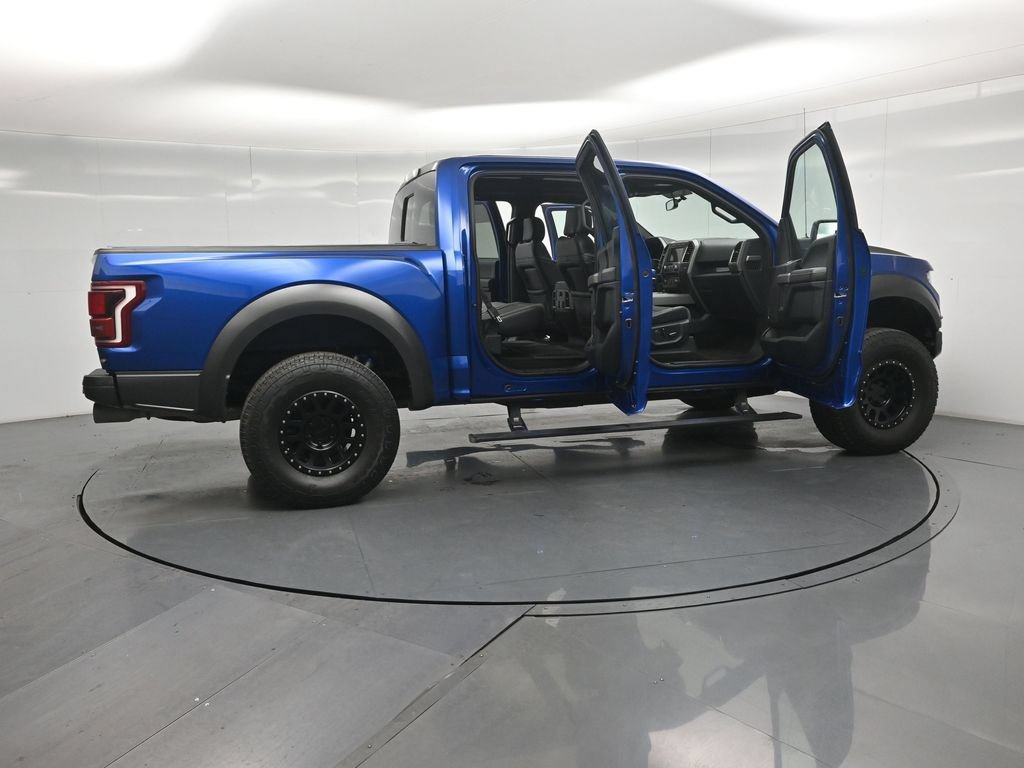 Used 2018 Ford F150 Raptor w/ Equipment Group 802A Luxury AWD/4WD image 4
