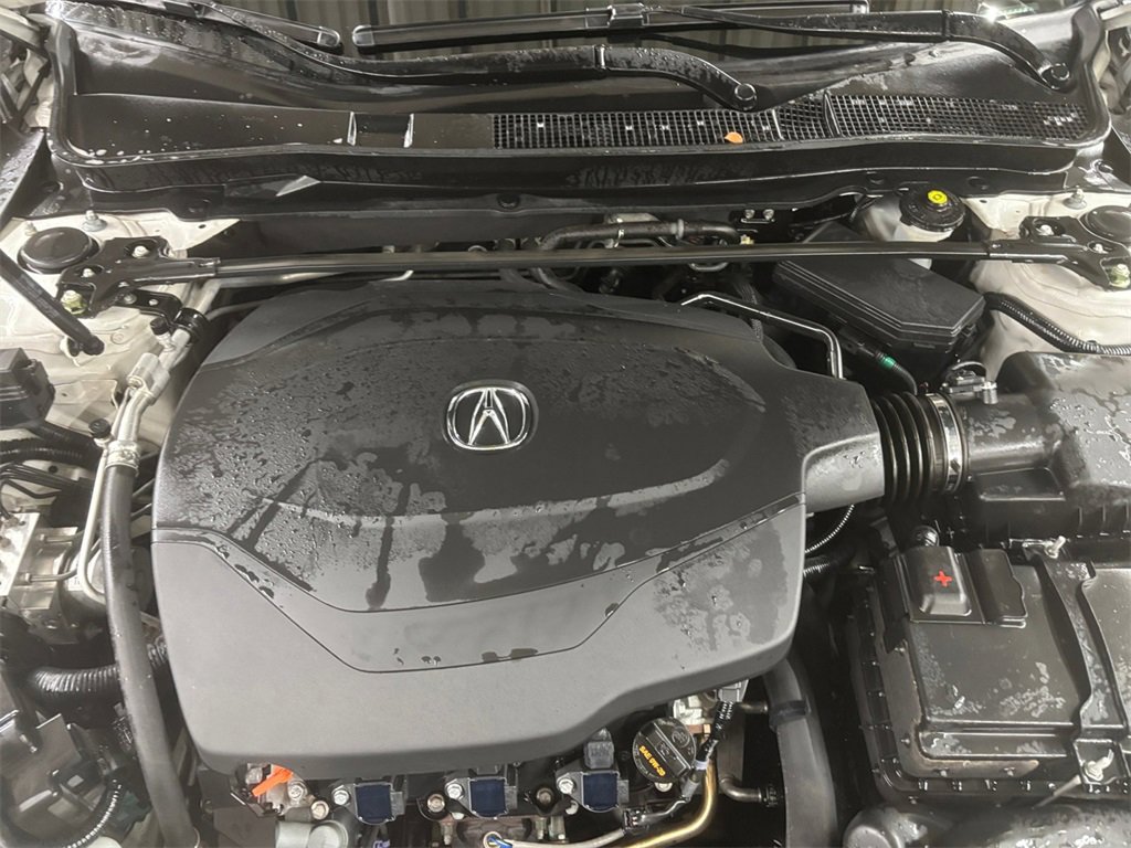 Certified 2017 Acura TLX V6 SH-AWD w/ Technology Pkg image 9