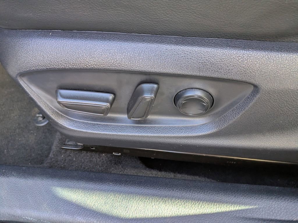 Certified 2023 Toyota Camry SE FWD image 20