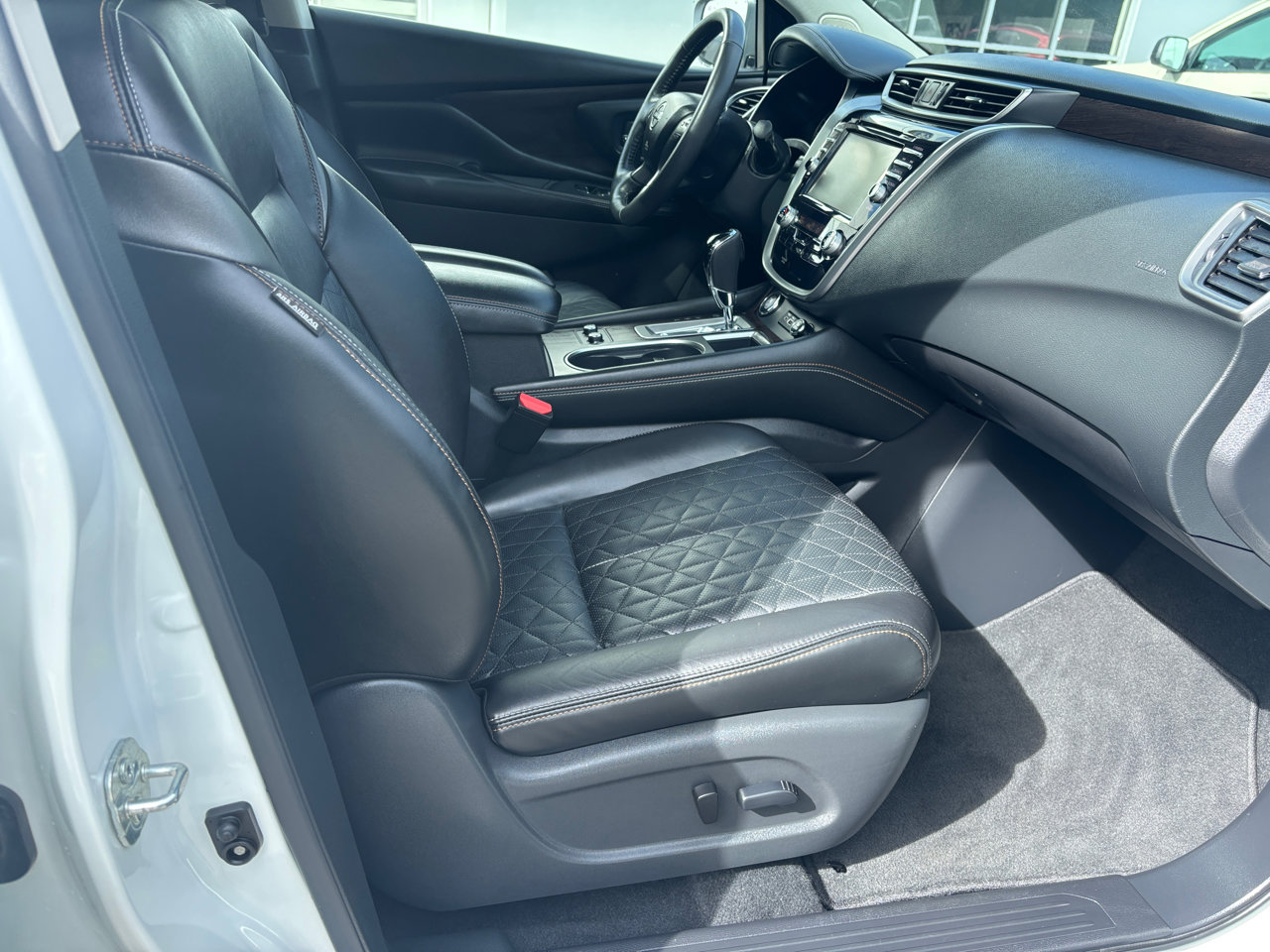 Used 2024 Nissan Murano Platinum w/ Cargo Package image 15