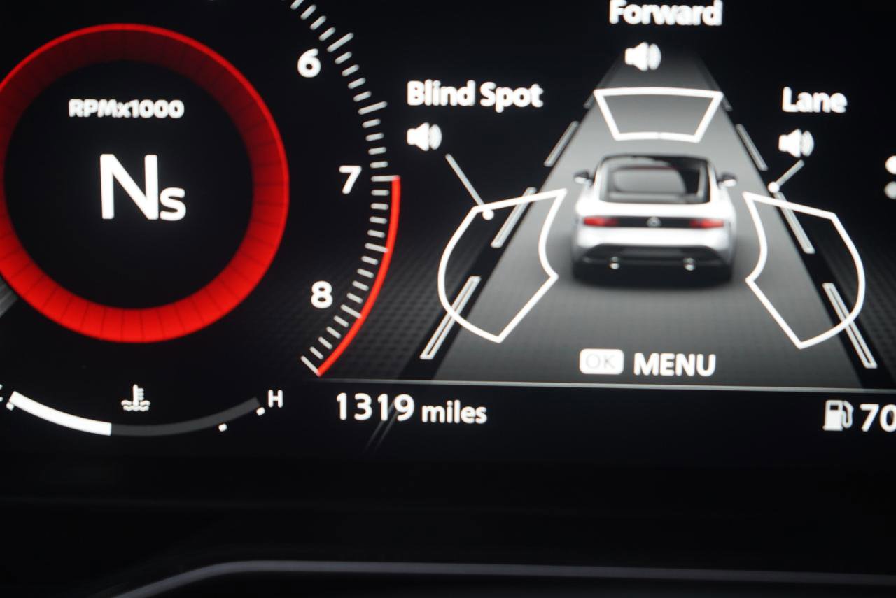 Used 2024 Nissan Z Performance w/ Heritage Edition image 30