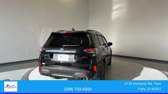 Used 2025 Subaru Forester Sport image 8
