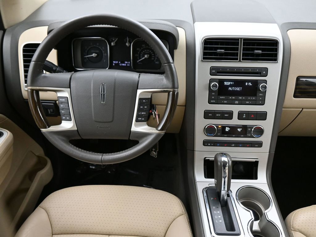 Used 2008 Lincoln MKX 2WD image 4