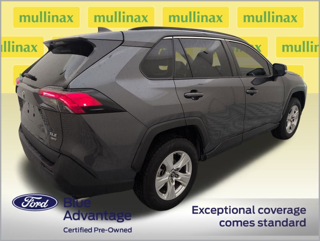 Used 2021 Toyota RAV4 XLE image 4
