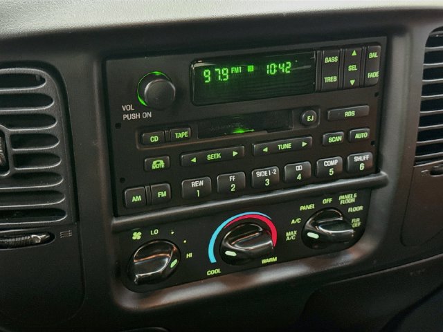 Used 2001 Ford F150 Harley-Davidson RWD image 13